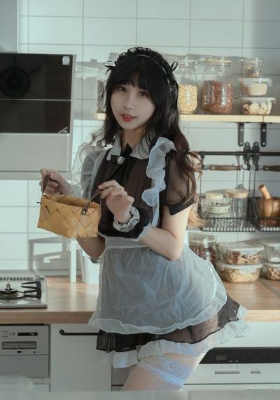 莱克茜·贝尔