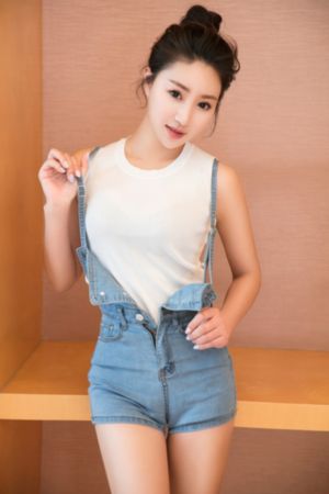 赵丽颖与凤行